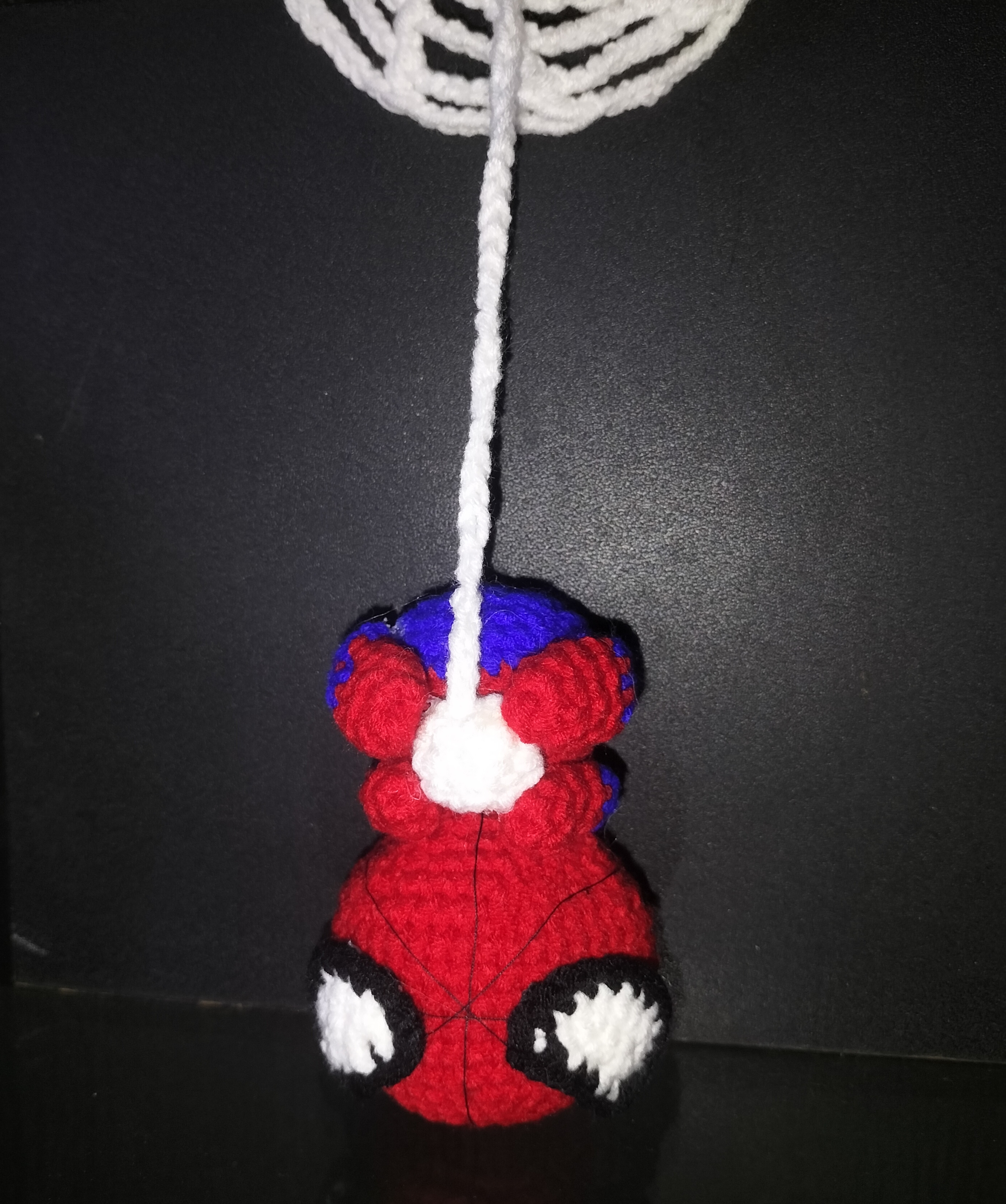 Boneka spiderman rajutan mini ukuran 10cm